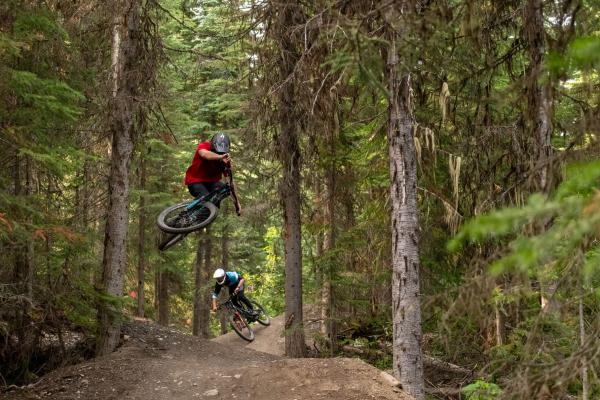 sun peaks bike park hours